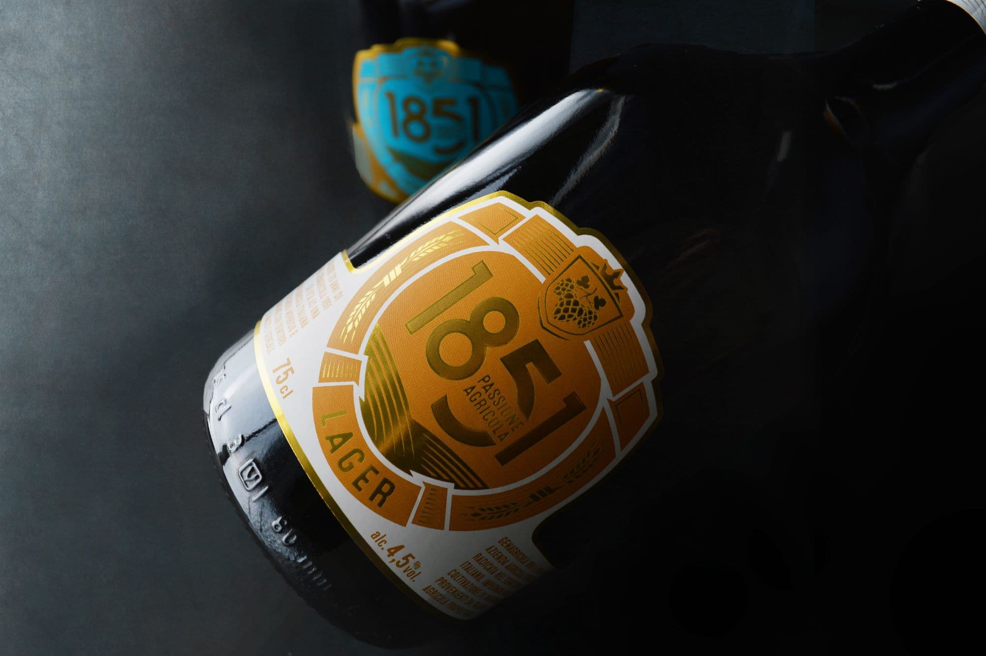 Genagricola_birra1851_Vernice-serigrafica-spot_4
